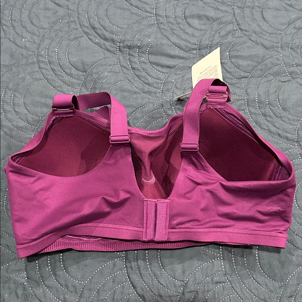 Victoria’s Secret The Ultimate Sports Bra - Picture 4 of 5